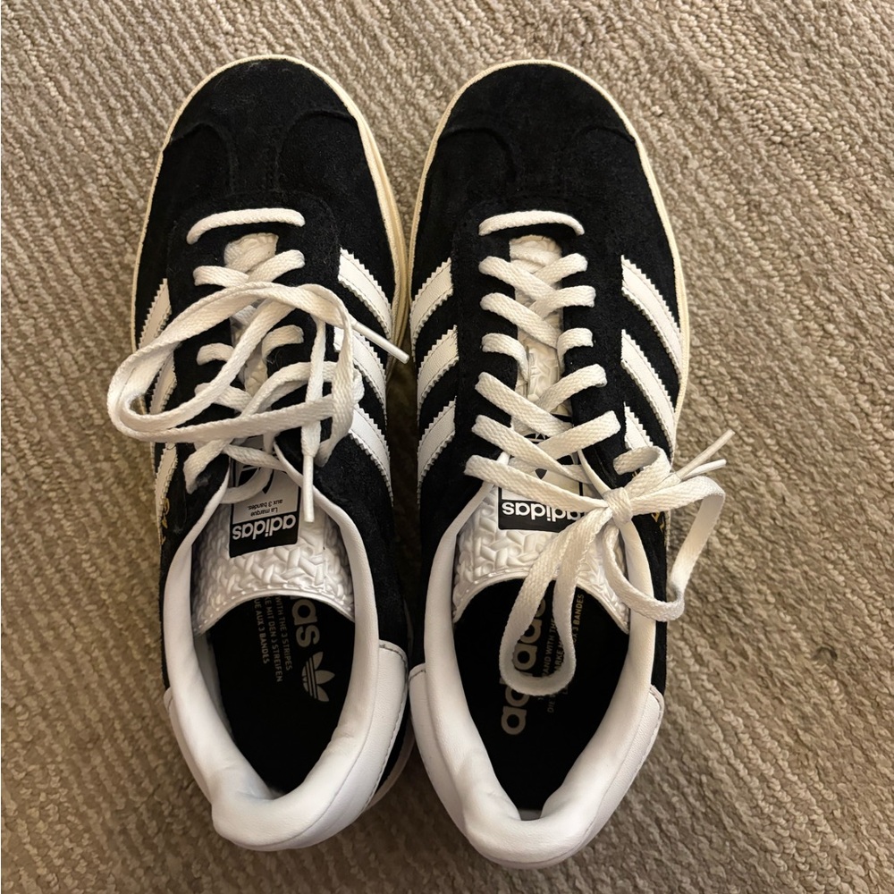 black platform adidas gazelles